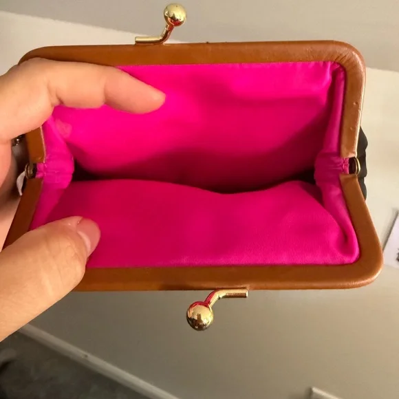 Dooney & Bourke Kisslock Nylon Black and Brown Clasp Coin Purse Purple Trim - Picture 6 of 9